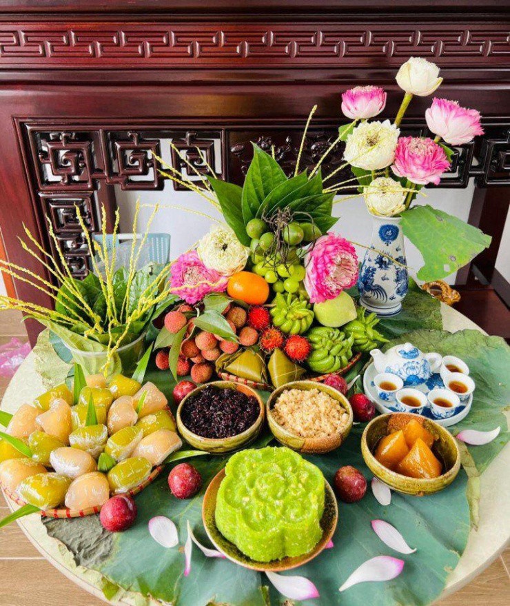 Mâm cỗ của chị Nguyễn Hồng Thúy