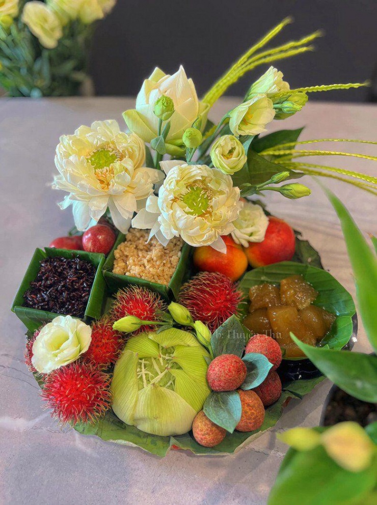 Mâm cỗ của chị Huyền Thu