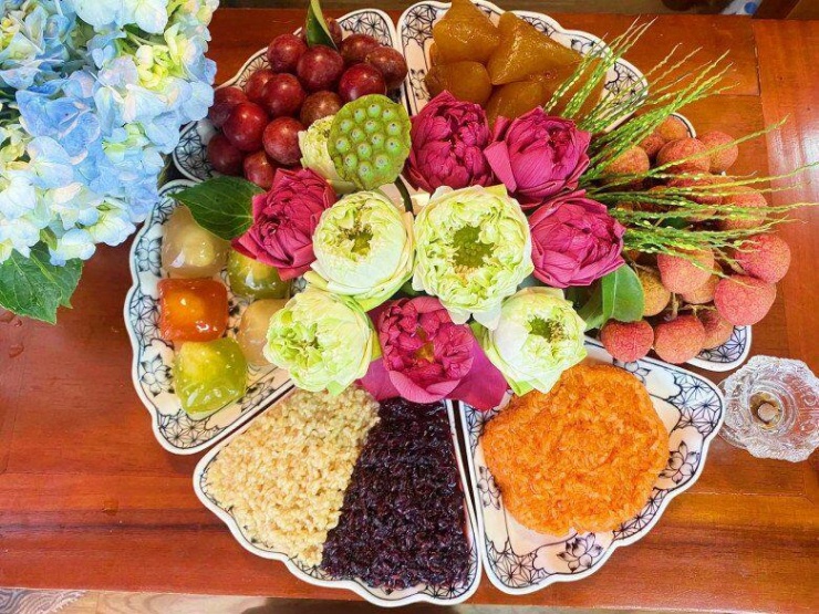 Mâm cỗ của chị Nguyễn Khánh Linh