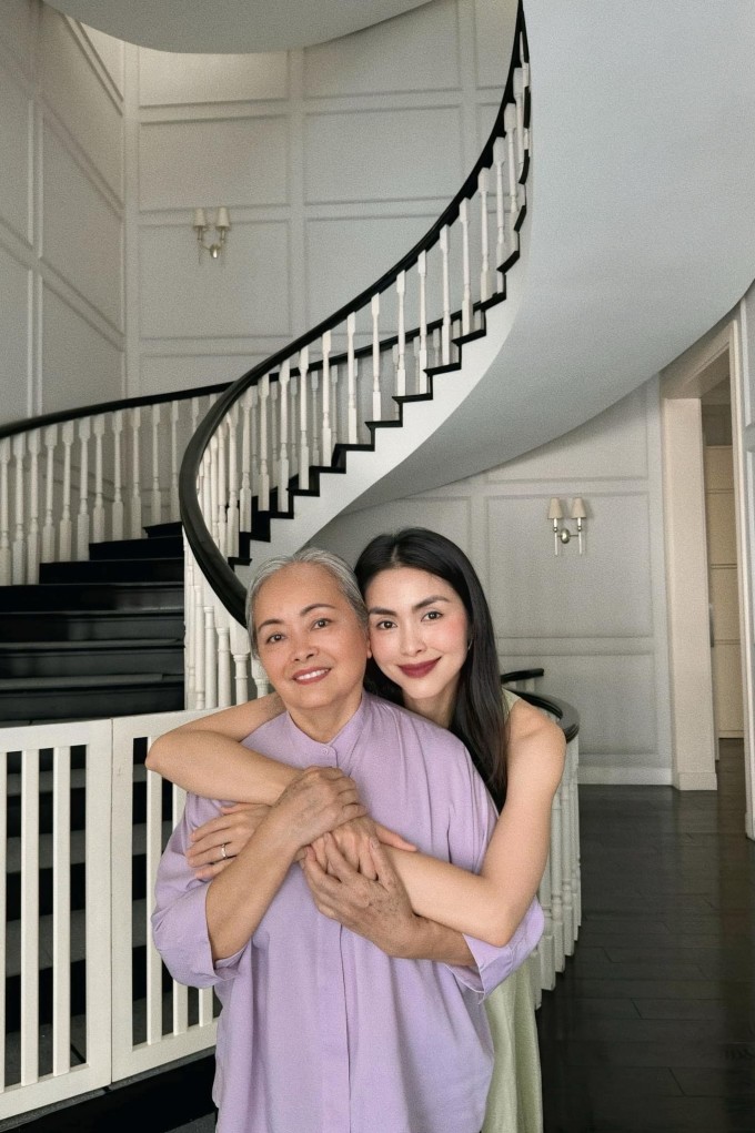 Tăng Thanh Hà thừa hưởng tình yêu nấu nướng của mẹ.