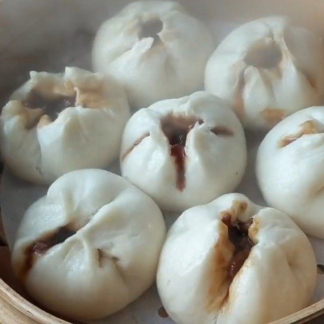 Bánh bao xá xíu hấp dẫn