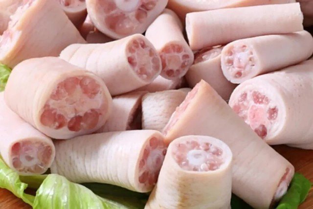 Bộ phận lợn tưởng chừng vô dụng nhưng cực kỳ bổ dưỡng, tốt cho phụ nữ và người cao tuổi, có thể chế biến thành nhiều món ngon - 1
