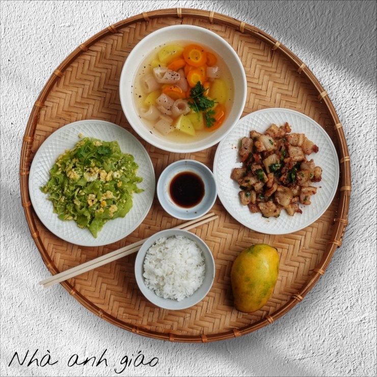 Mâm cơm ngon tiết kiệm nhưng hợp khẩu vị.