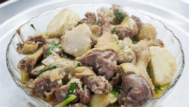 Củ khoai sọ: Giá rẻ, chứa tinh bột kháng, hỗ trợ kiểm soát đường huyết hiệu quả và chế biến thành nhiều món ngon - 4