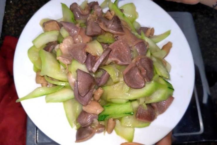 Quả Bầu: Loại Thực Phẩm Rẻ Tiền, Tốt Cho Sức Khỏe và Dễ Chế Biến Nhiều Món Ngon - 4