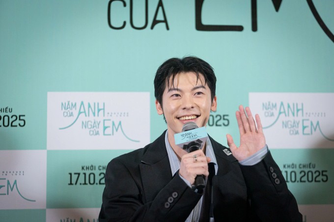 Hứa Quang Hán tại buổi giao lưu