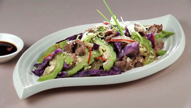 Bắp cải tím xào thịt