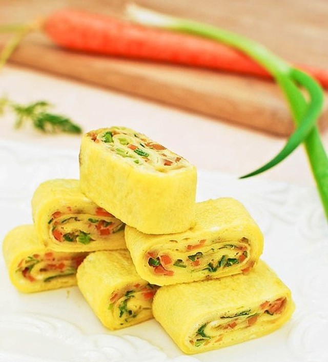 Trứng cuộn rau củ