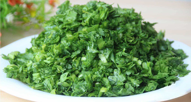 Rau cải cúc thái nhỏ