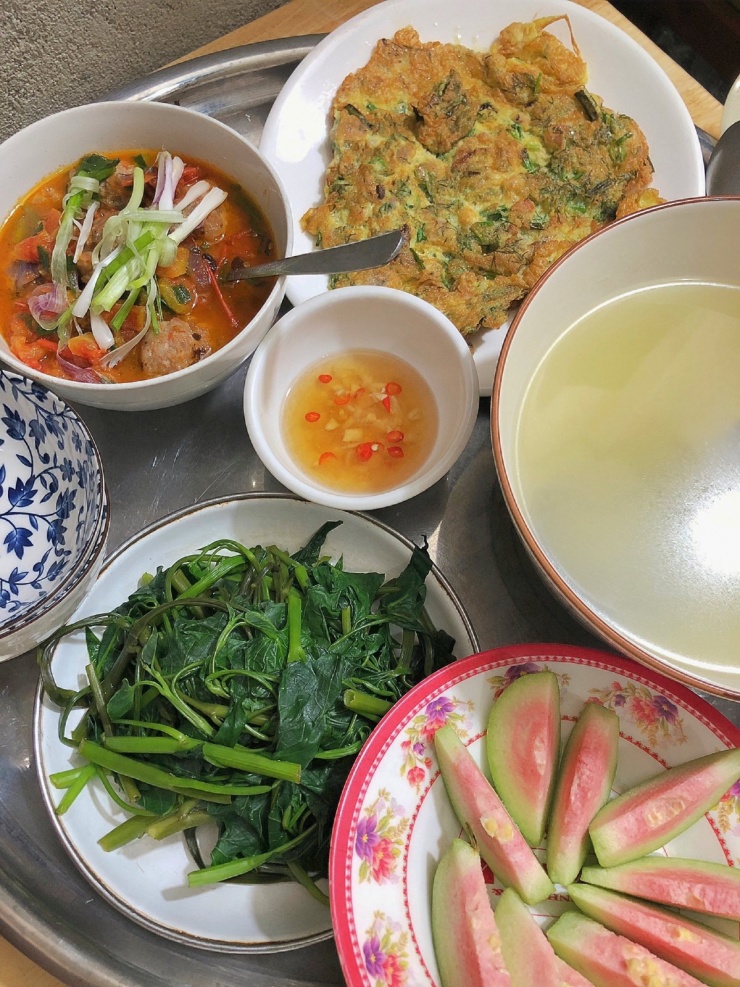 Mâm cơm hai người dưới 100.000 đồng của 9X Buôn Ma Thuột - 3