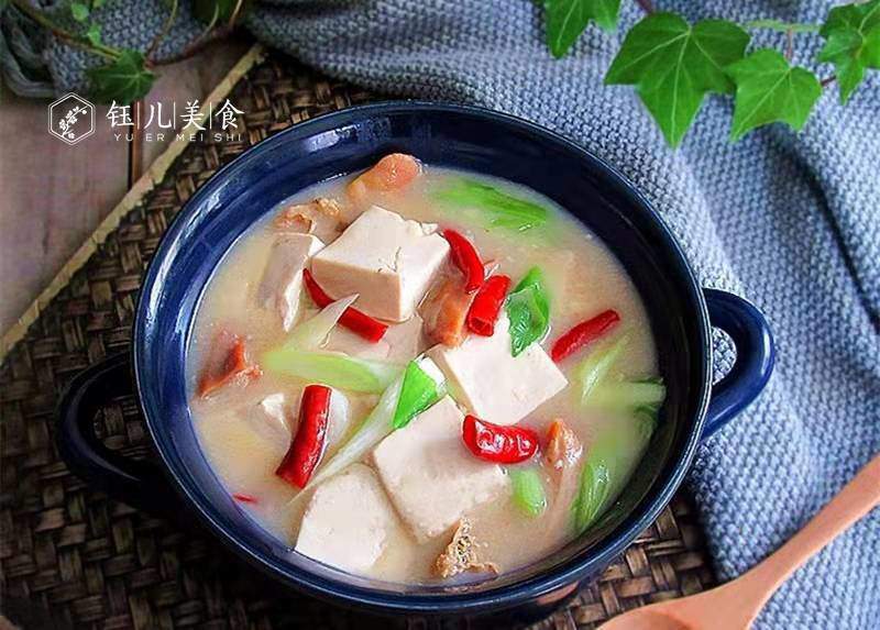 Canh nghêu đậu phụ