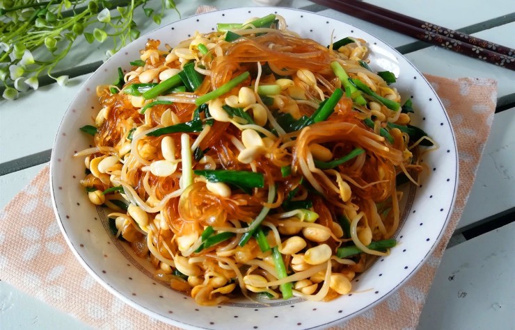 7 món ăn từ giá đỗ vừa tốt cho quý ông, vừa thích hợp cho ngày nóng - 7