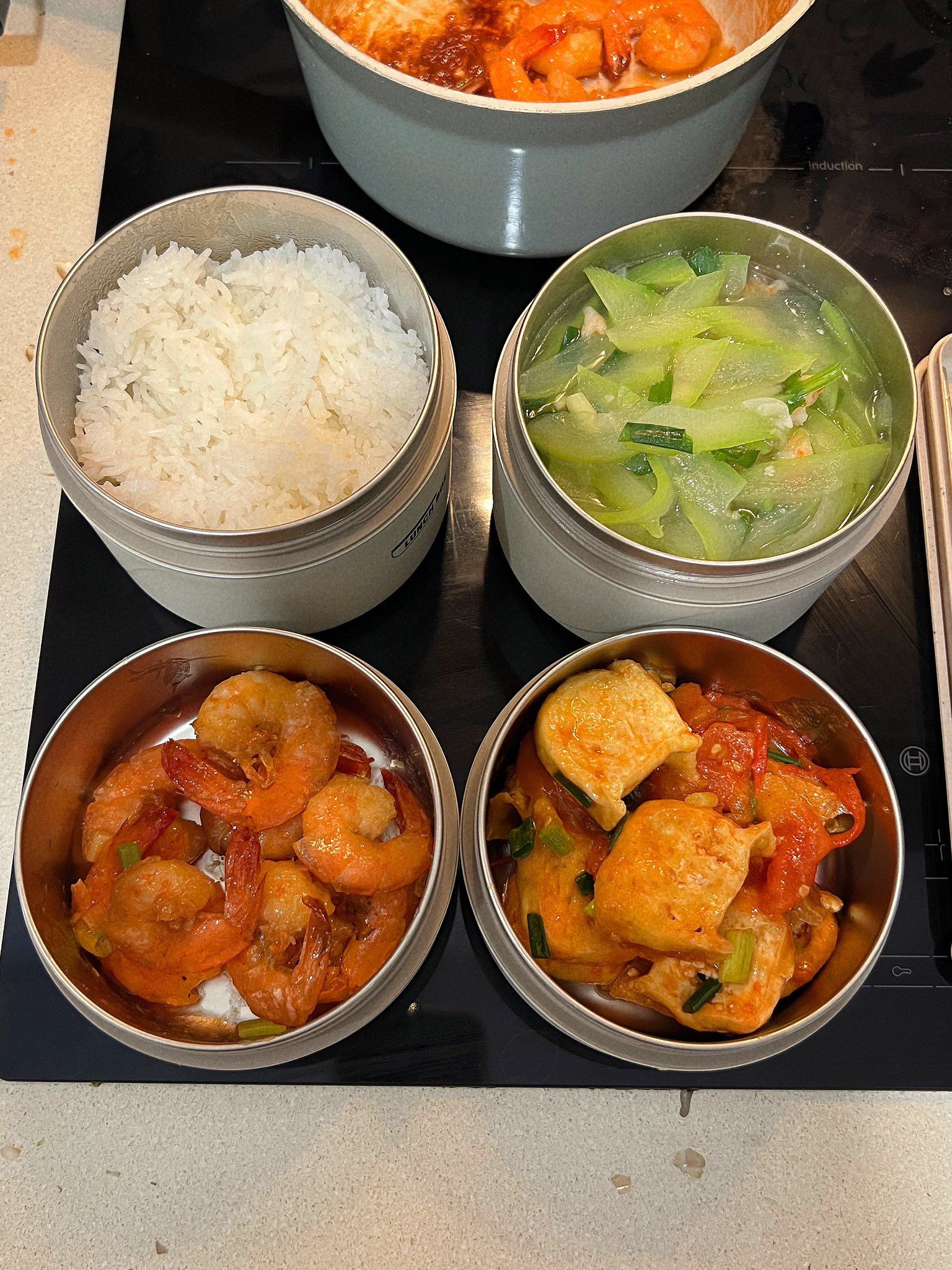 Canh bầu nấu tôm - Tôm rang - Đậu phụ sốt cà chua