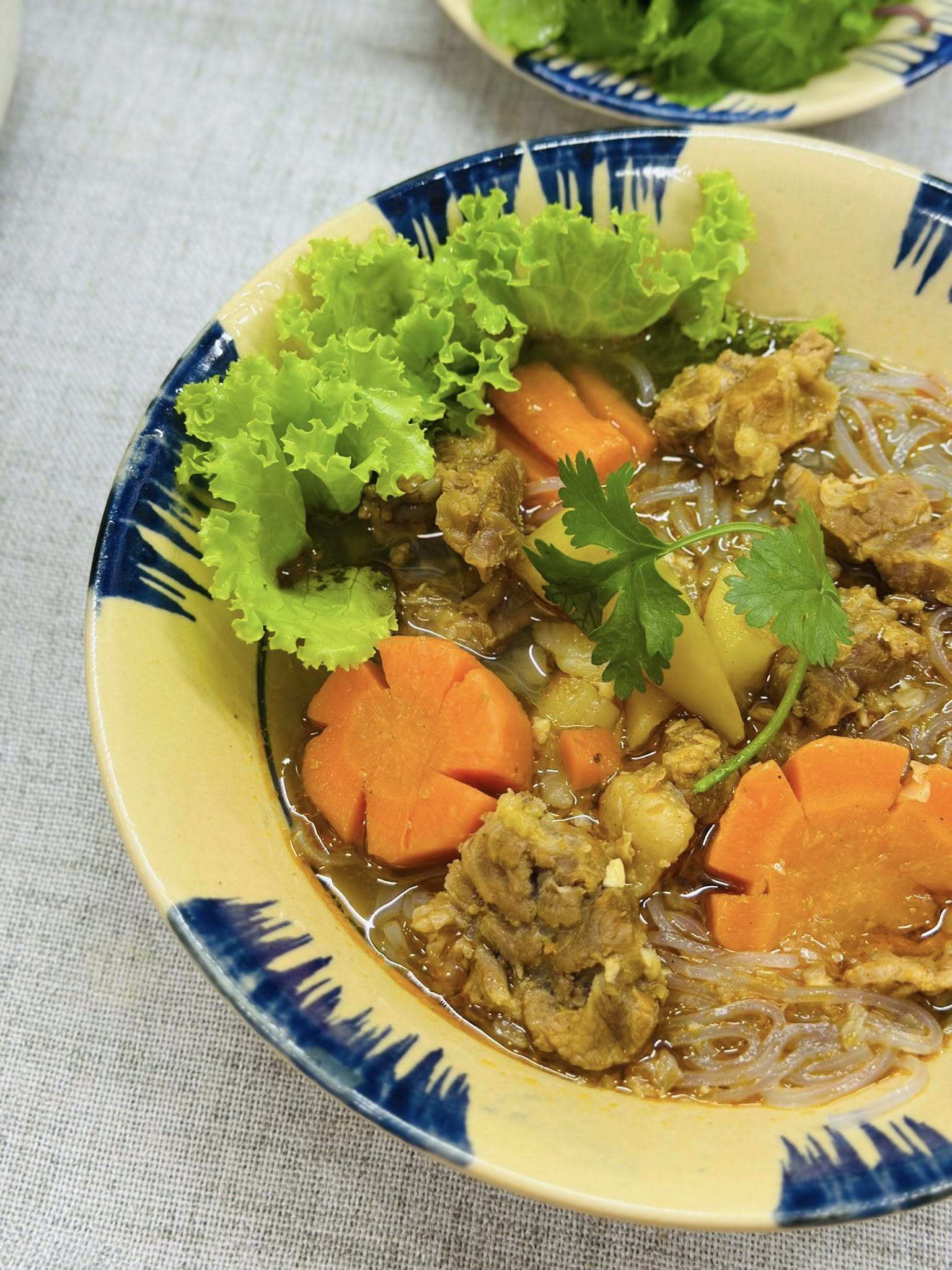 Hoàn thiện món ăn