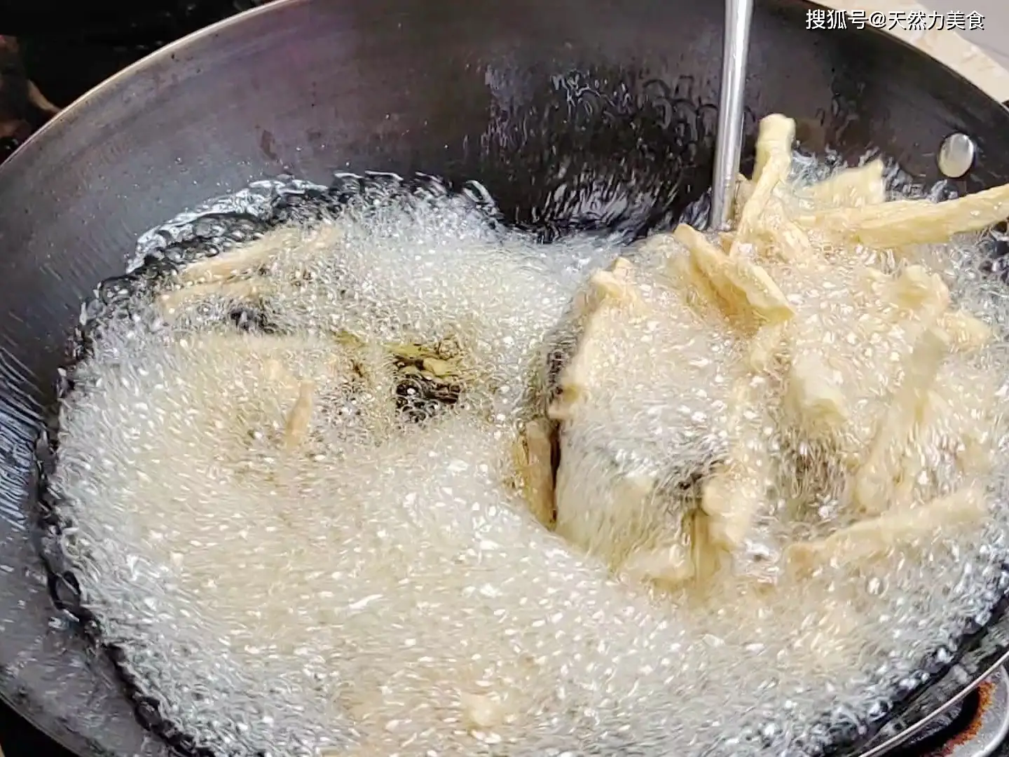 Chiên củ sen lần đầu