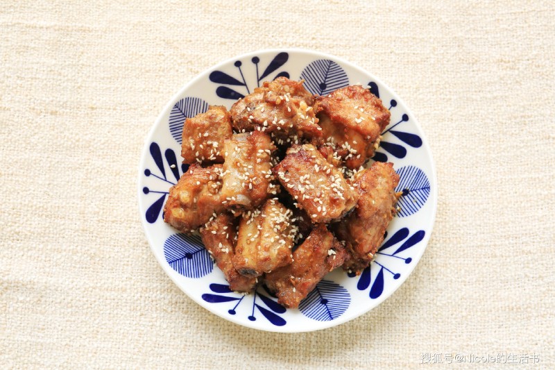 Trình bày món ăn và thưởng thức.