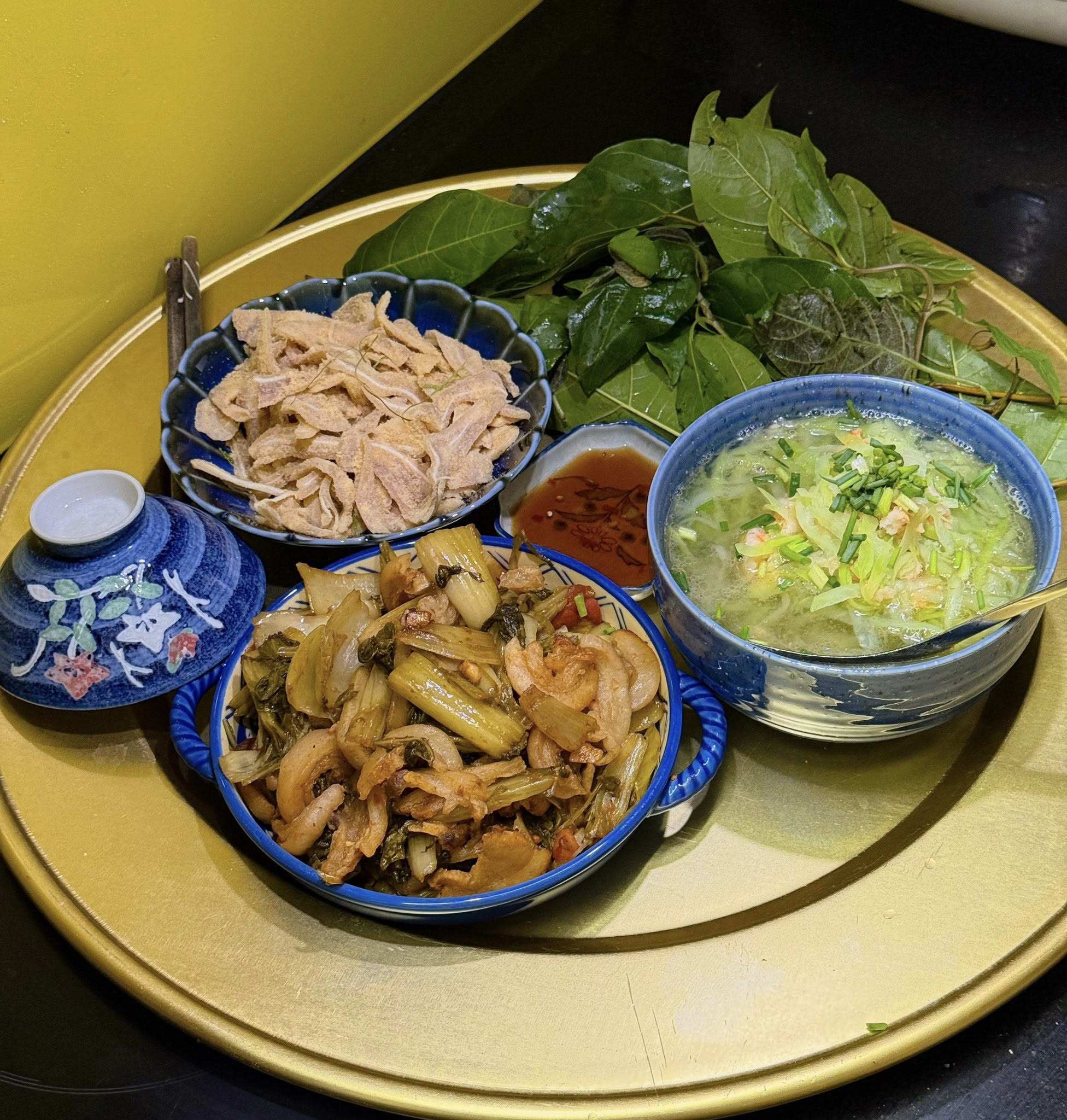 Nem tai - Canh bầu nấu tôm- Tóp mỡ xào dưa