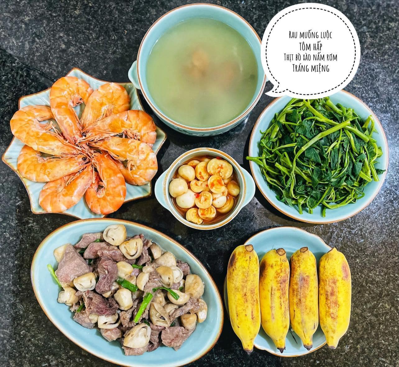 Thịt bò xào nấm - Tôm hấp - Rau muống luộc