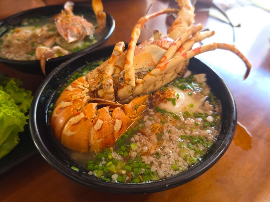 Hủ tiếu hải sản tươi ngon